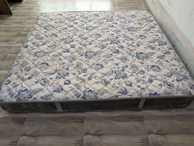 Master MoltyFoam King Size Spring Mattress