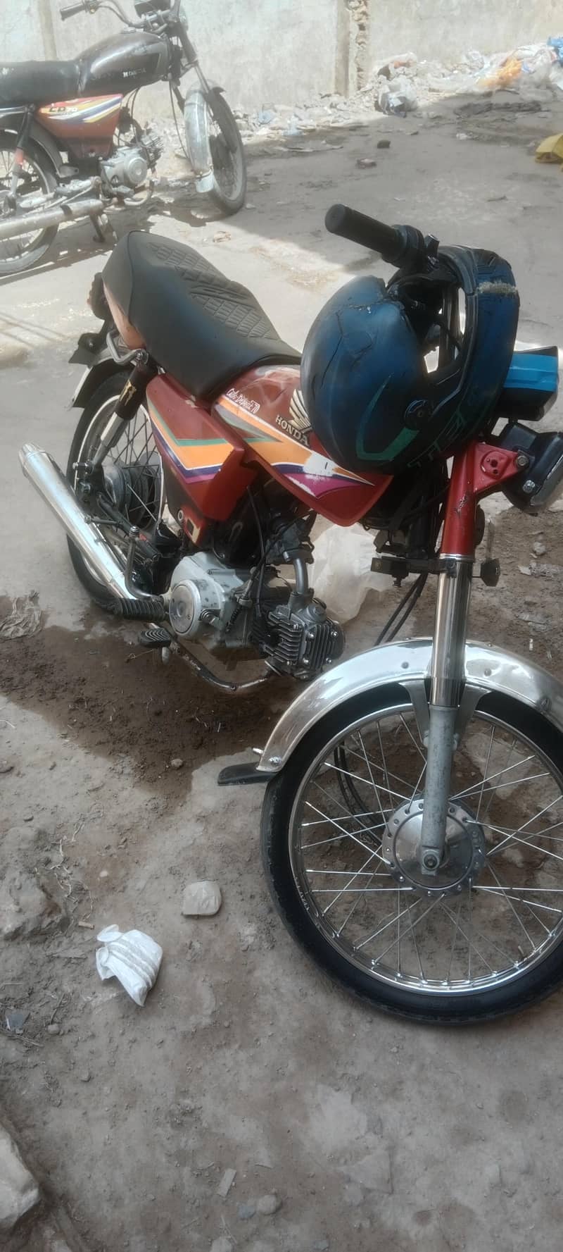 CD 70 12 model nice condition 1