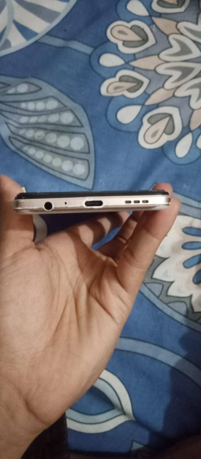 Tecno Camon 18t 0