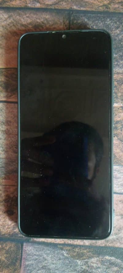 Hot 11 Play 4gb ram 64gb rom 5000mah battery