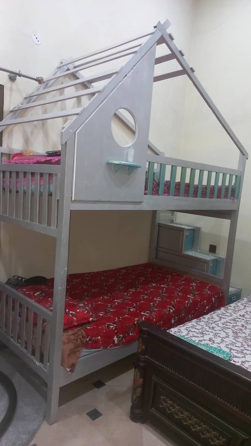 double bed 0