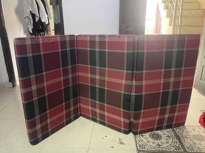 Single foldable matras