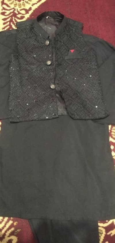 Shalwar Qameez 5 to 7 Year Good Condition  Available