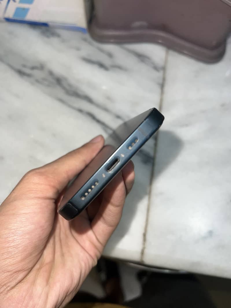 Iphone 13 JV 8