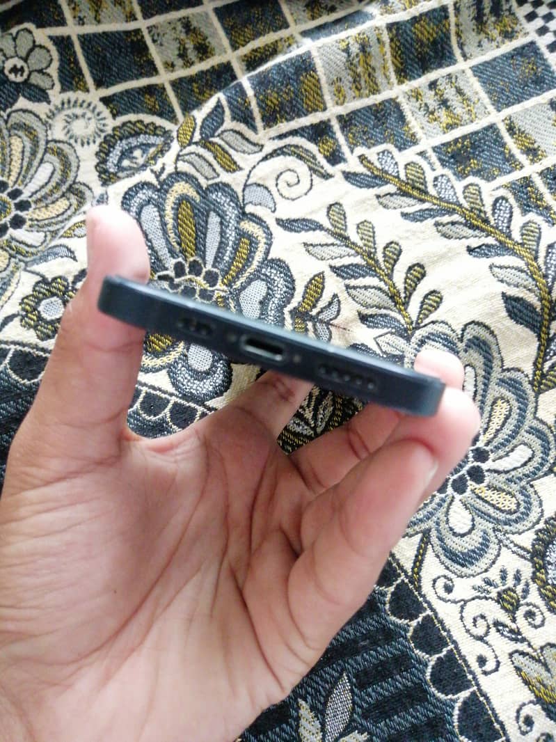 iphone 12 2