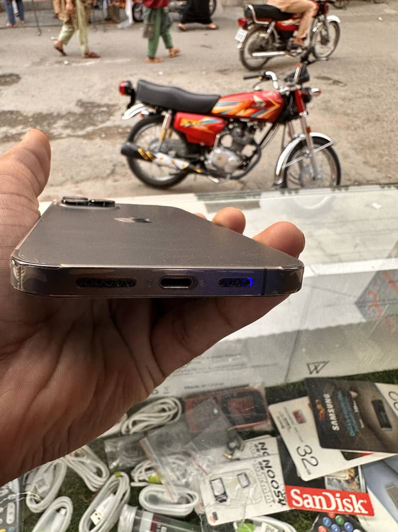 iphone 1