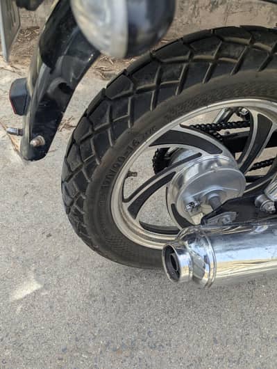 GS 150 Tyres with Rims For Sale
