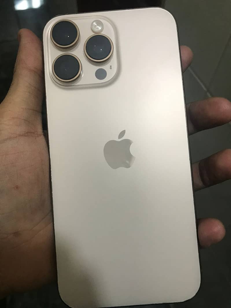 iPhone 16 pro max 2