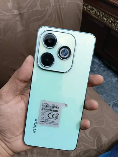 Infinix hot 40i 8+8/128 with genuine charger all Ok mObile