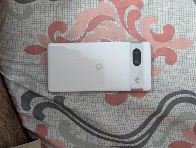 google pixel 7A 1