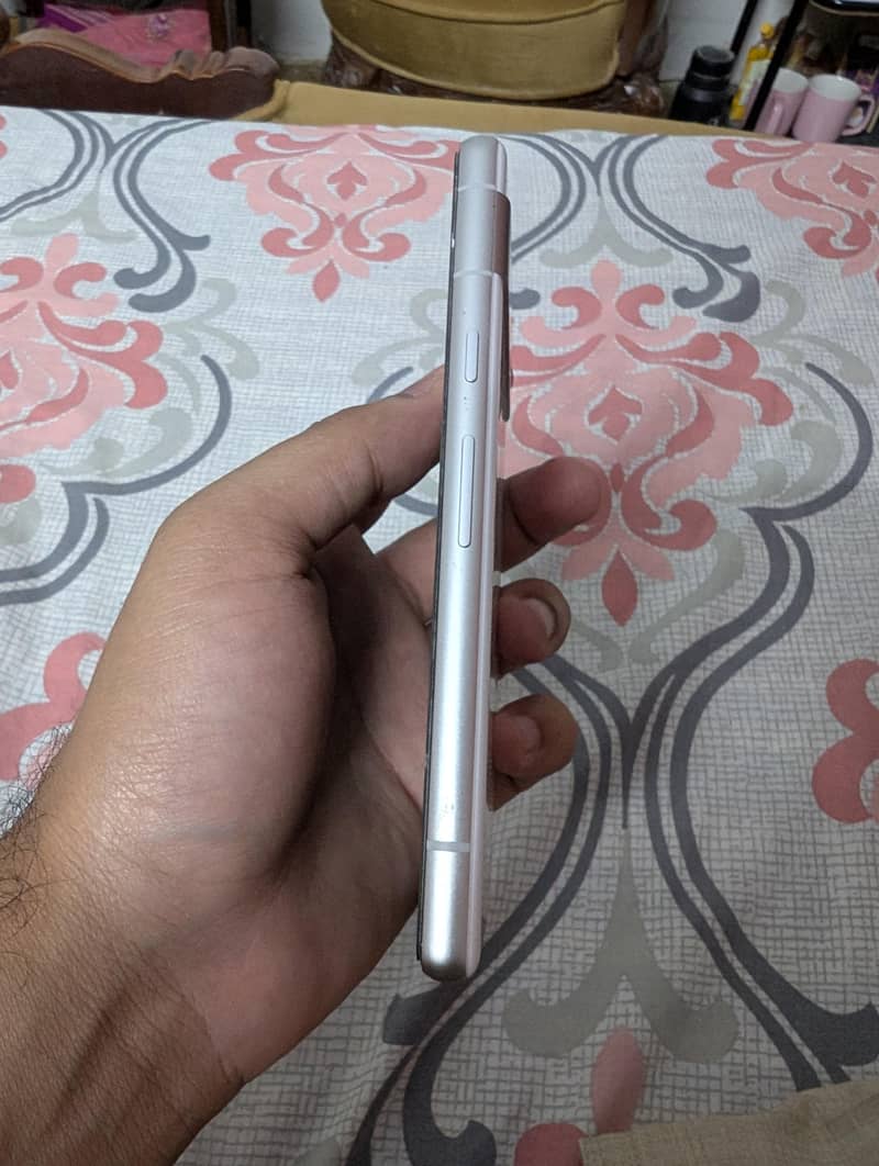 google pixel 7A 3