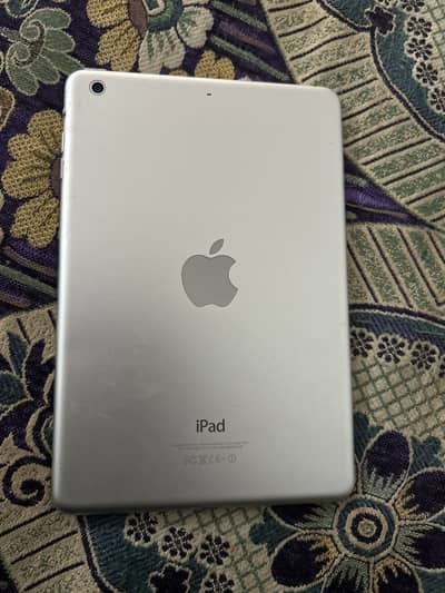 Ipad Mini 2 For Sale Condition 9/10 Best for Kids