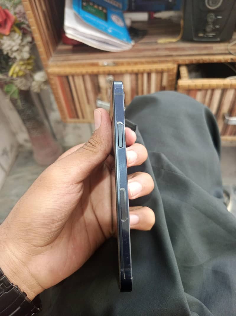 iphone12 4