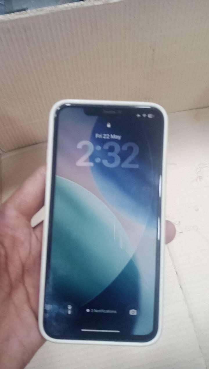 iPhone 11 Pro Max 1