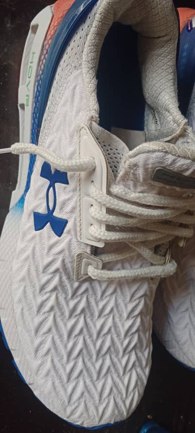 Under armour Branded shoes UK 10 Fit for 9