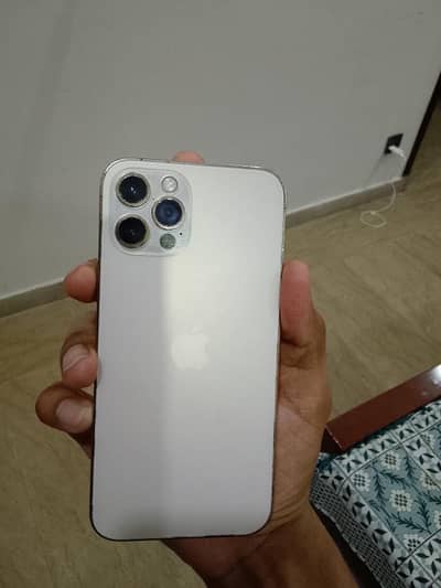 I phone 12pro panel change other wise all ok