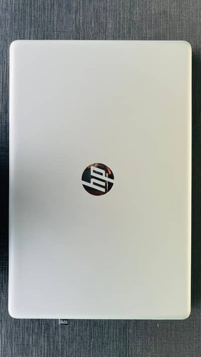 HP CORE I7 10 GEN