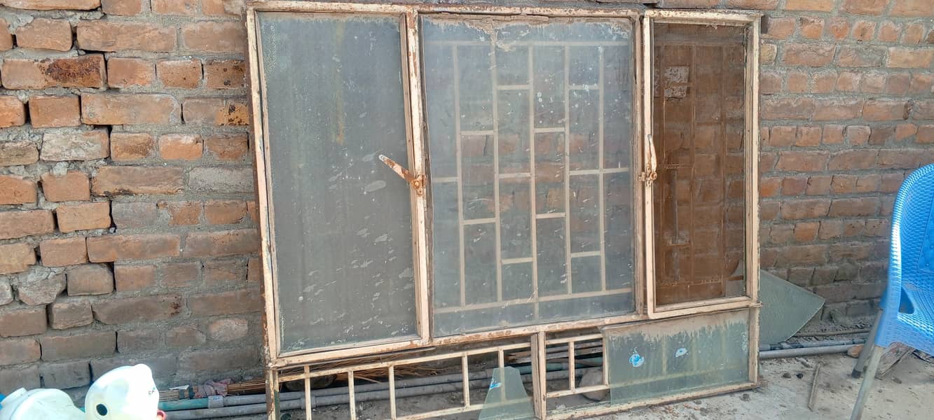 iron window 1