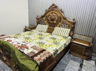Luxury Wooden Bedroom Set—Bed,Cupboard,Crockery Cabinet,Dressing Table