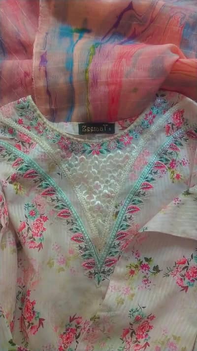 Ready to wear lawn three piece suite small size for girls age arnd 20s