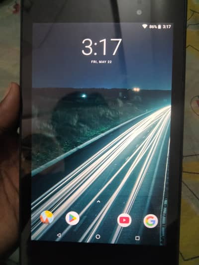NEXUS TABLET 10/10 7000 ONLY !!