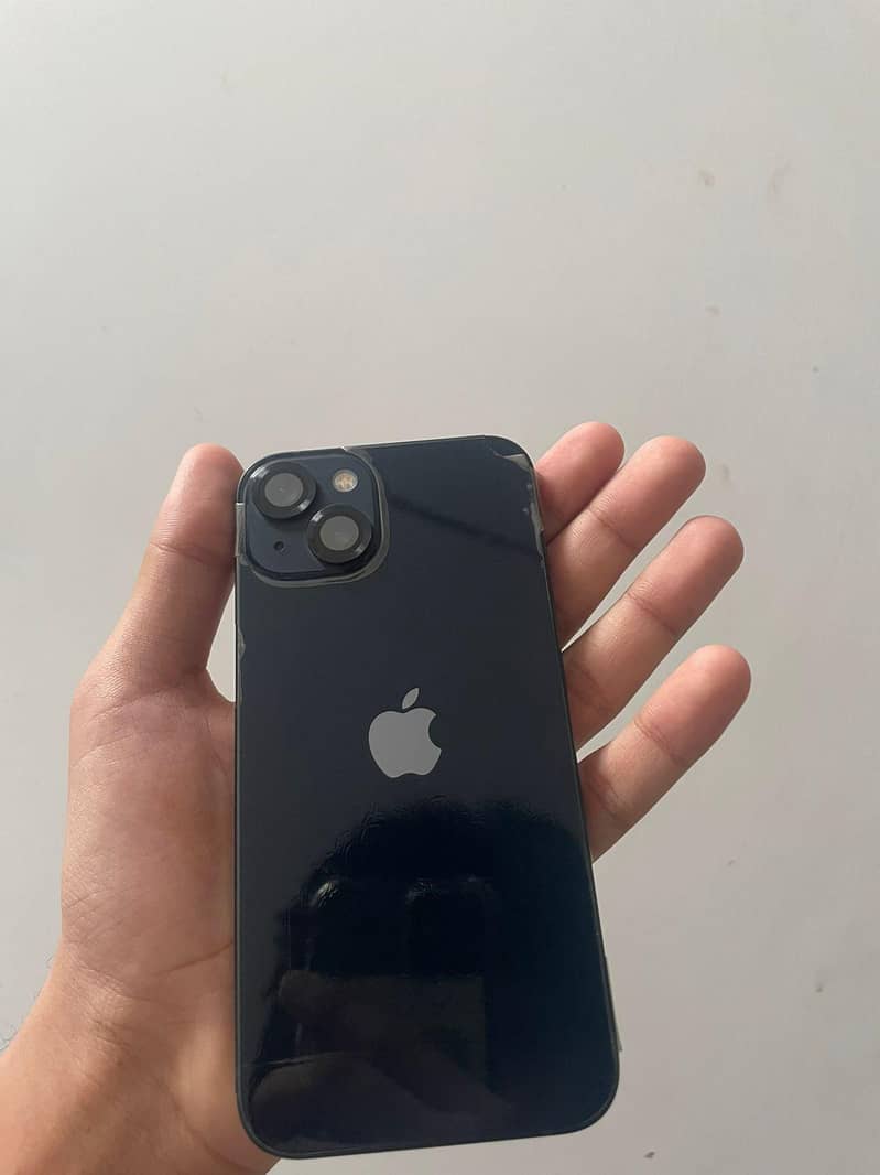 Apple iPhone 13 6