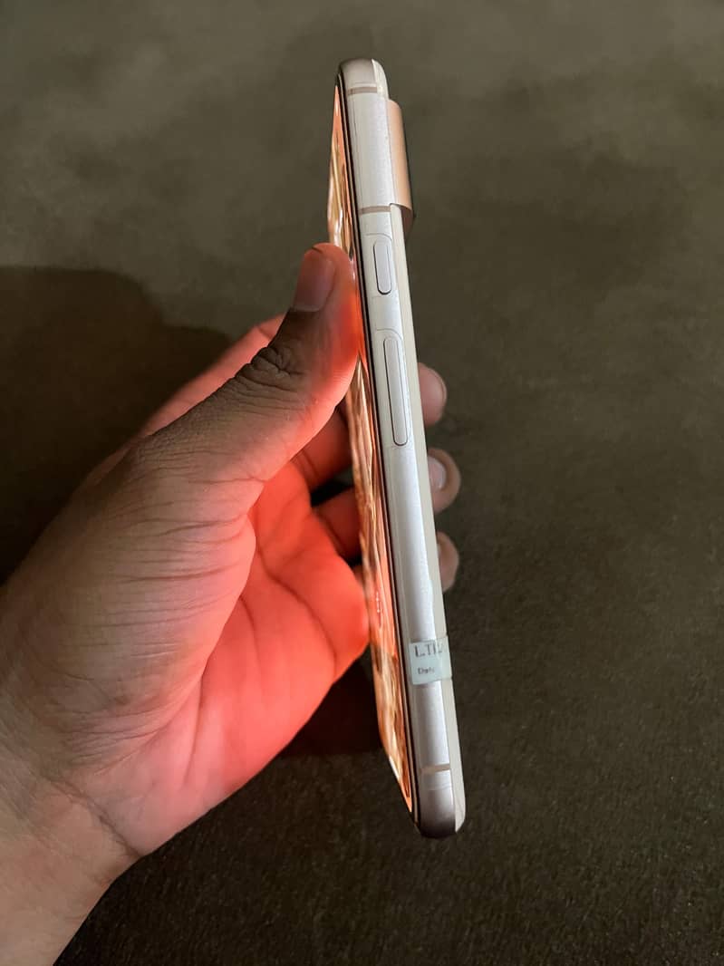 Google Pixel 8 2