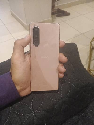 Sony Xperia 5