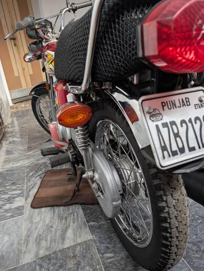 125 model 2025 Totally Original Condition Serious buyer contact kry