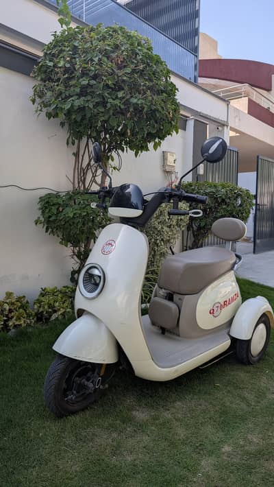 RAMZA Q70 TRI WHEELER