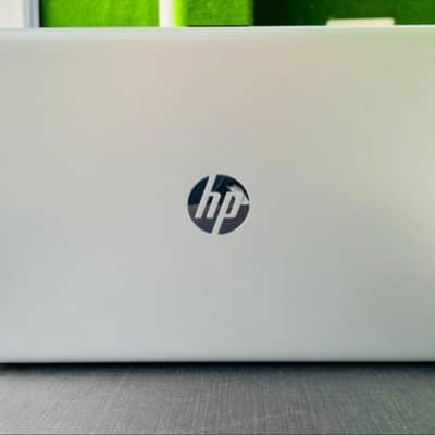 HP CORE I7 10 GEN