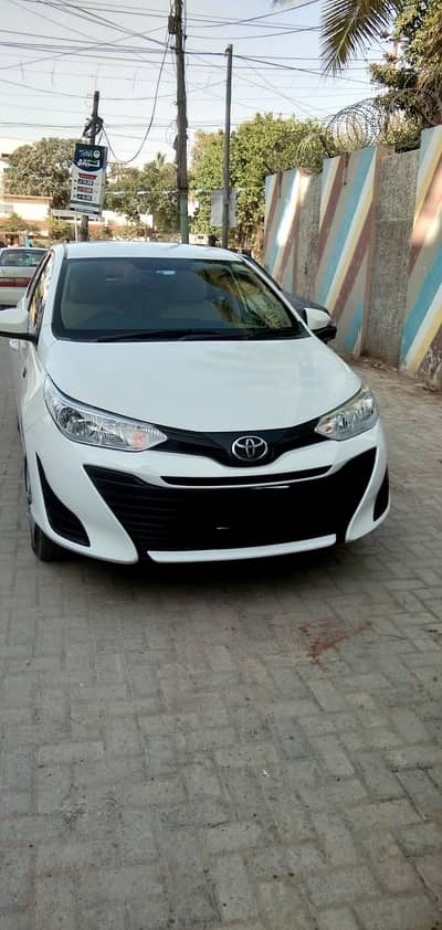 toyota yaris gli cvt 1.3 automatic