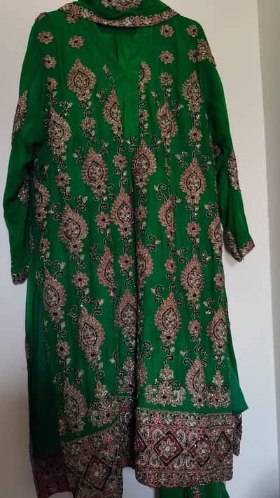 Selling dress
