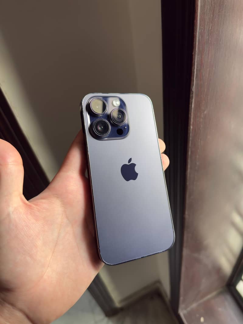 Apple iPhone 14 Pro 2