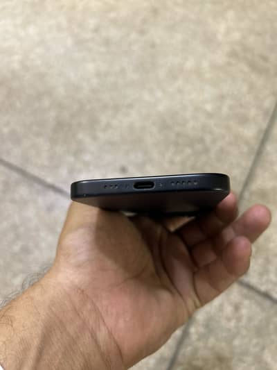 iPhone 15 jv