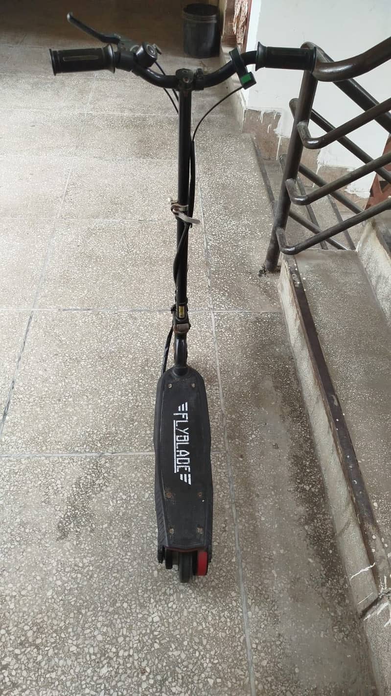 Flyblade 0
