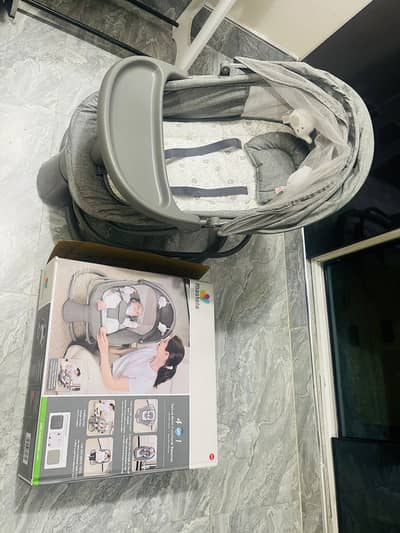 Mastela 4-in-1 Electric Baby Bassinet / Swing Cart