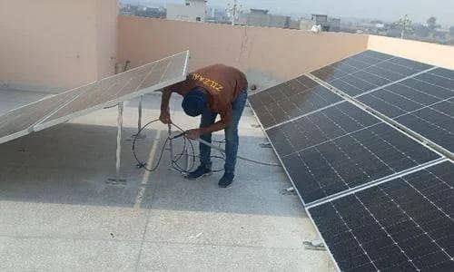 Solar panels installers required.