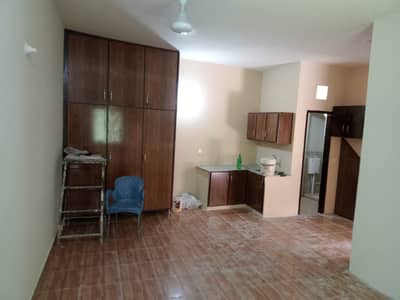 2.5 Marla Ground Floor For Rent ( Only For Boys)