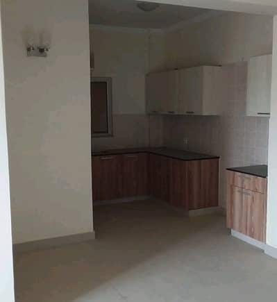 Prime Location 650 Square Feet Flat Is Available In Bahria Town Karachi