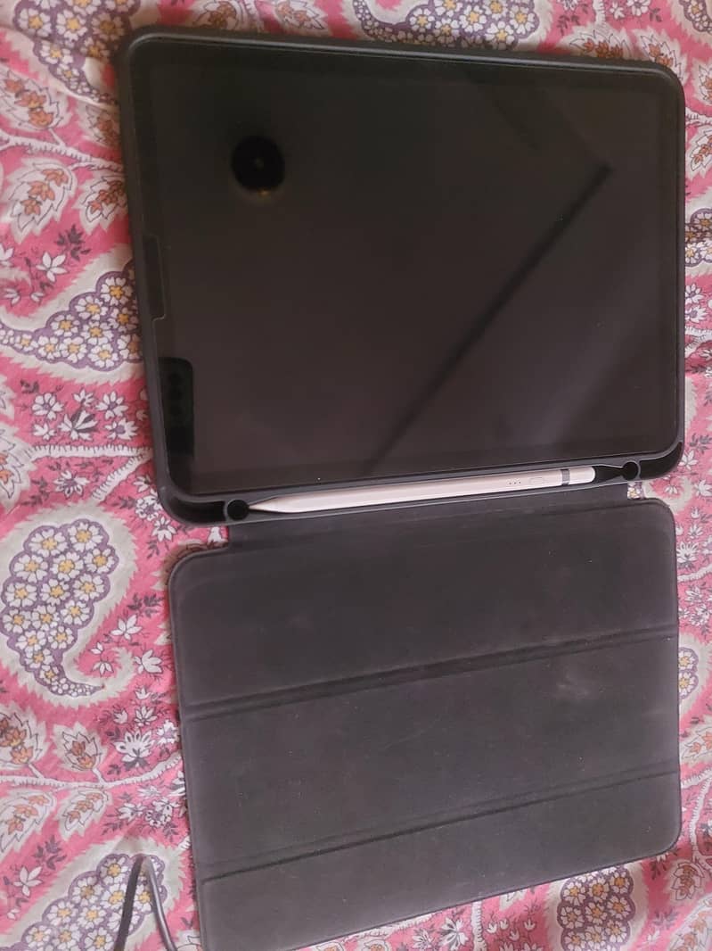 iPad 10th generation | 10/10 condition 5
