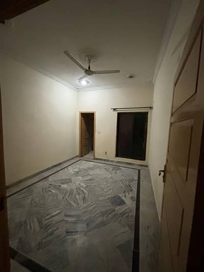 3bedrooms unfurnished Appartment Available for rent In Golra sharif Near E11 2