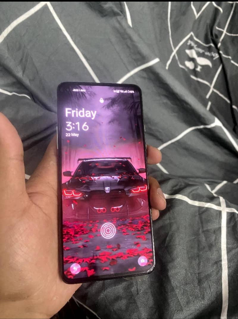 One Plus 9R 6