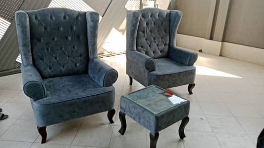 Brand New Sofa Chairs with Table for Sale