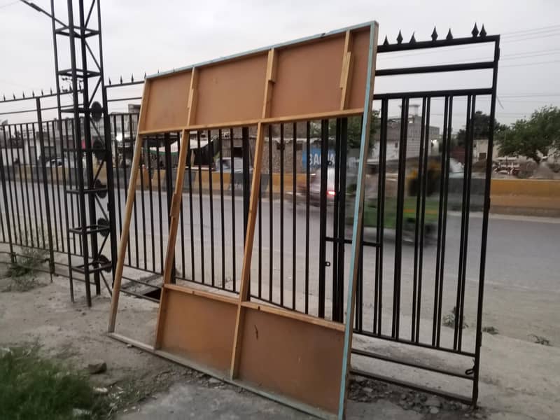 almari frame 2