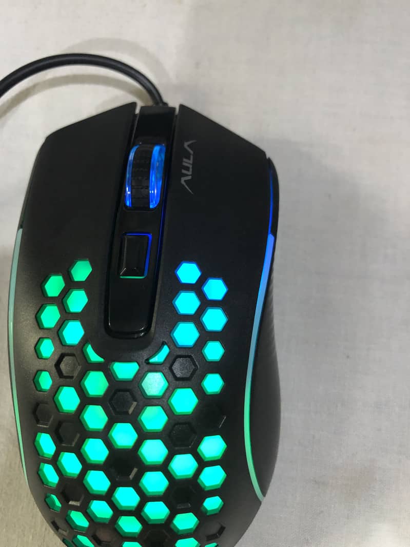 gaming mouse 3
