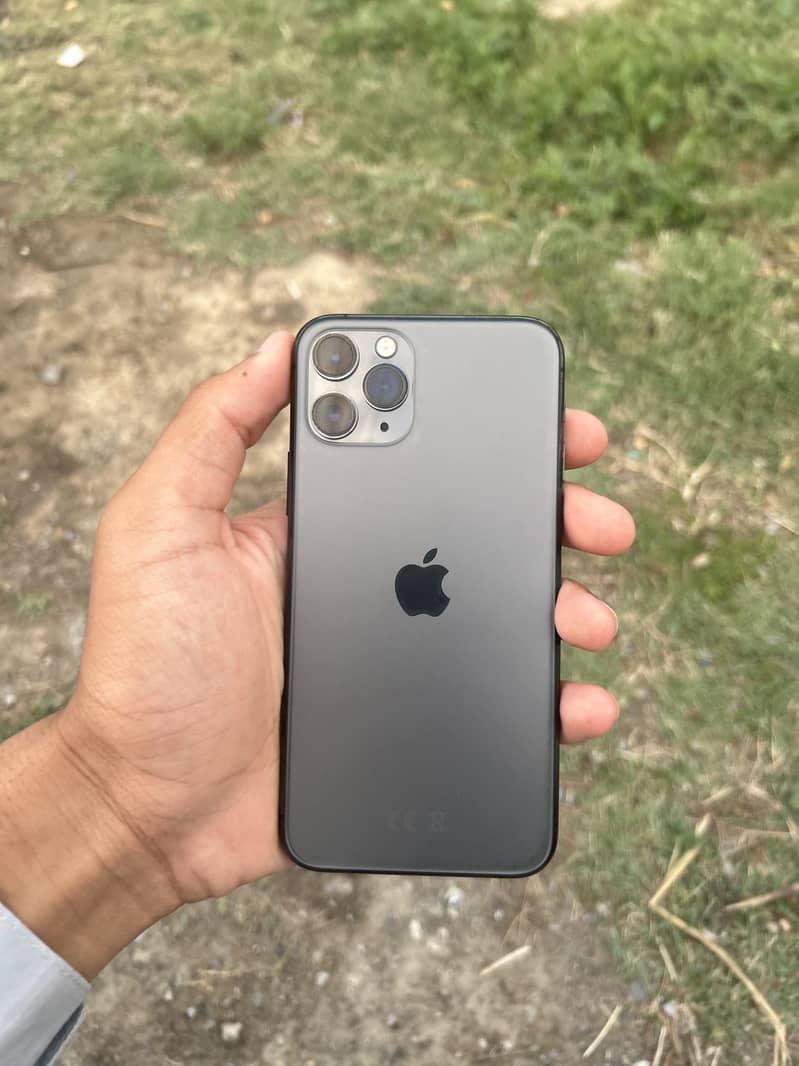 iPhone 11 Pro 1