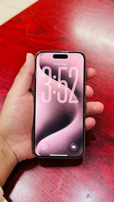 Iphone 15 pro Natural titanium