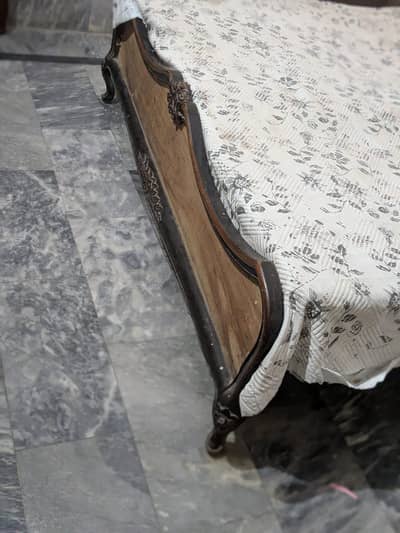Bed +Table