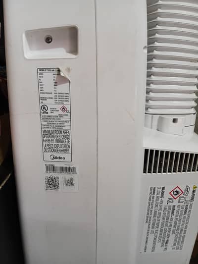 Midea 1.2 Ton portable AC